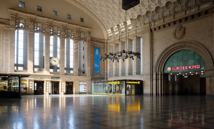 Leipzig, 07 04 2020, Hauptbahnhof, Tuesday morning , Measures against the spread of the corona virus In the picture