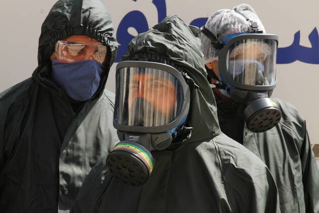Coronavirus in Tunesien, Pflegekräfte üben den Ernstfall in Tunis La municipalite de tunis propose une operation blanc de l enterrement des deces de corona a tunis Mise en terre NEWS : Crise sanitaire mondiale et la pandemie du Coronavirus Covid19 en tunisie - Tunis - 07 04 2020 WassimJdidi Panoramic 
