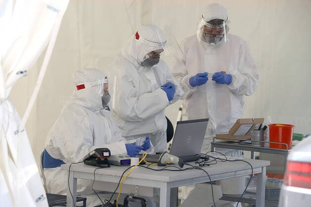 A mobile laboratory for testing for the coronavirus A mobile laboratory for testing for the coronavirus on April 07, 2020 in Lodz, Poland. EN_01423826_0016 