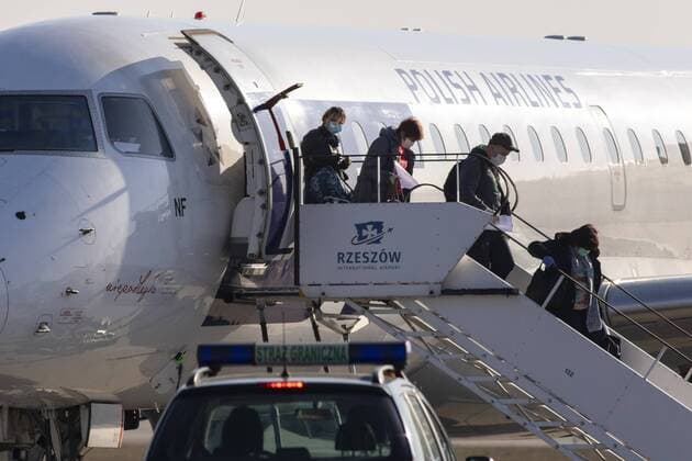 FlightHome - Polish citizens returning from Italy to Poland FlightHome - Polish citizens returning from Italy during the coronavirus outbreak on April 07, 2020 to Jasionka airport near Rzeszow, Poland EN_01423873_0013 