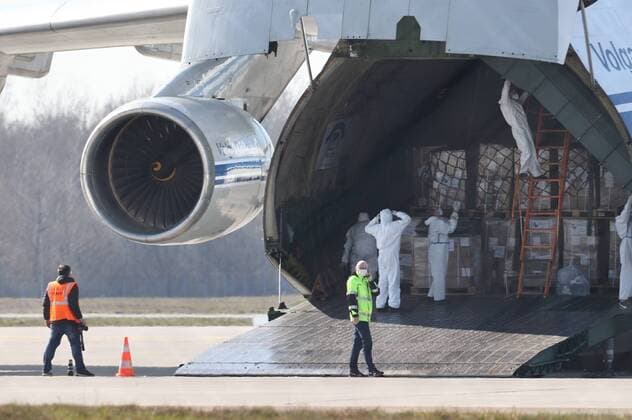 The Antonov An-124 Ruslan arrives with the medical supplies in Warsaw The Antonov An-124 Ruslan arrives with the medical supplies on April 07, 2020 at the Okecie Airport in Warsaw, Poland. EN_01423836_0003 