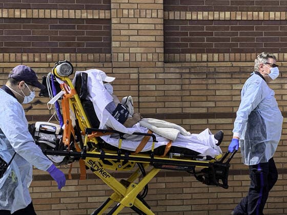 April 7, 2020, International, Brooklyn,New York USA: (NEW) Covid-19: Movement at Wyckoff Heights Medical center. April 7,2020 Brooklyn,New York,USA:The general movement at the Wyckoff hospital in Brooklyn this Tuesday (7)...Credit: Thenews2. International - ZUMAn293 20200407_znp_n293_021 Copyright: xNiyixFotex