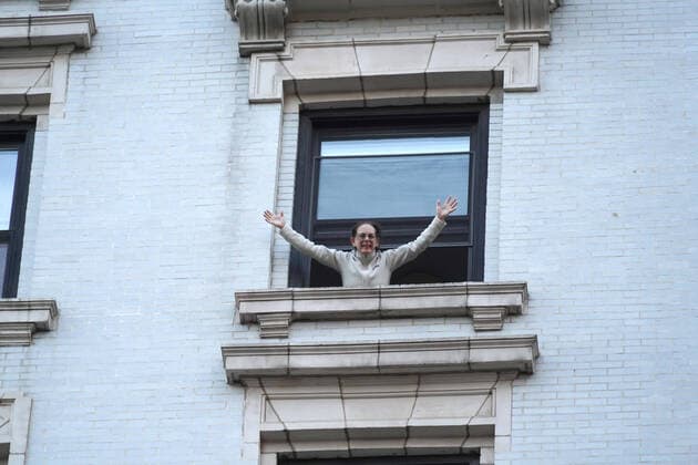 April 7, 2020, New York, New York, USA: New Yorkers cheer medical and front line workers every evening at 7 PM during Covid19 Pandemic,.West End Avenue, NYC.April 7, 2020.Photos by New York USA - ZUMAms4_ 20200407_zaf_ms4_034 Copyright: xSoniaxMoskowitzx