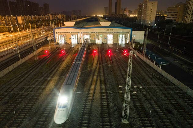 (200408) -- WUHAN, April 8, 2020 -- Train D9301 departs for the Hankou Railway Station to pick passengers in Wuhan, central China s Hubei Province, April 8, 2020. Train D9301 from Hankou Station to Jingzhou of Hubei Province, the first outbound train travelling within Hubei Province from Wuhan since the outbound travel restrictions were lifted, opened its service on Wednesday. Wuhan lifted outbound travel restrictions from Wednesday after almost 11 weeks of lockdown to stem the spread of COVID-19. ) CHINA-HUBEI-WUHAN-FIRST OUTBOUND TRAIN TRAVELLING WITHIN HUBEI (CN) XiaoxYijiu 