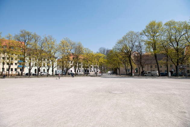 Munich, the Dultplatz at the Mariahilfplatz in the Au normal would now be the Maidult