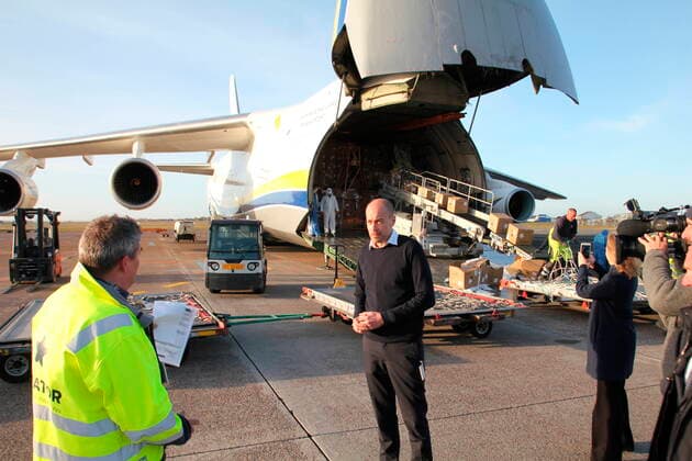 Health Minister Magnus Heunicke S was present to receive the many boxes An Antonov AN 124 cargo plane with protective equipment landed at Copenhagen Airport, Kastrup, on Wednesday, April 8, 2020 The cargo aircraft brought, among other things, 5  Copyright: KevinxArildtoftx xKoebenhavnsxLux cop107 spdk20200408-113222-L