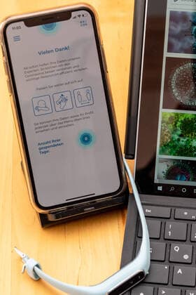 A new smartphone app from the Robert Koch Institute has been made available for free download for smartphones With the data from people who use a fitness tracker, the RKI can draw conclusions about the course of the corona pandemic and develop strategies to contain the disease The RKI is calling for voluntary donations of the tracker data to Kiel Drill ground Schleswig Holstein Germany