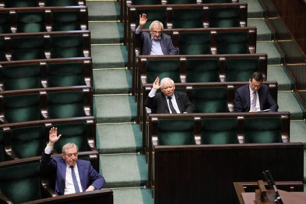 9th Special Sitting of the Sejm during the coronavirus outbreak Henryk Kowalczyk, Jaroslaw Kaczynski, Mateusz Morawiecki, Ryszard Terlecki 9th Special Sitting of the Sejm during the coronavirus outbreak on April 08, 2020 in Warsaw, Poland EN_01422587_1478 