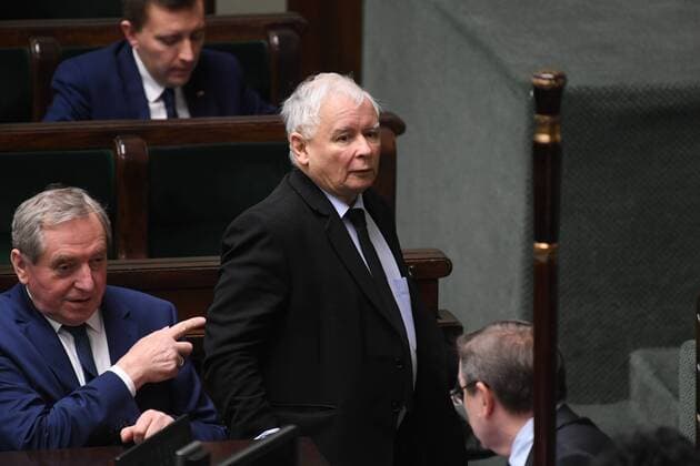 9th Special Sitting of the Sejm during the coronavirus outbreak Henryk Kowalczyk, Jaroslaw Kaczynski 9th Special Sitting of the Sejm during the coronavirus outbreak on April 08, 2020 in Warsaw, Poland EN_01422587_1489 