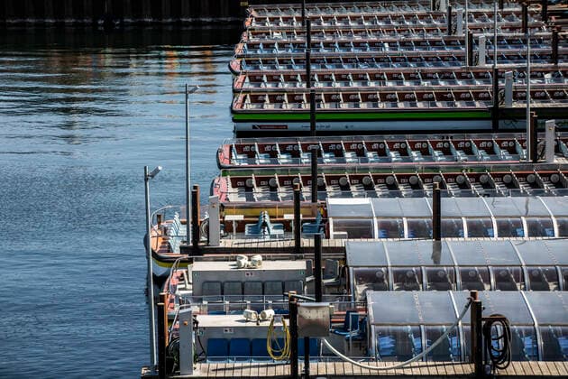 Stromma Canal Tours Copenhagens boat is quietly located at the Industrial Line in Copenhagen on Wednesday, April 8, 2020 Due to COVID 19, it is not possible to reach port roundtrip at Easter, Denmark,  Copyright: ÓlafurxSteinarxRyexGestsson ÓlafurxSteinarxGestssonx COP106 spdk20200408-145558-L