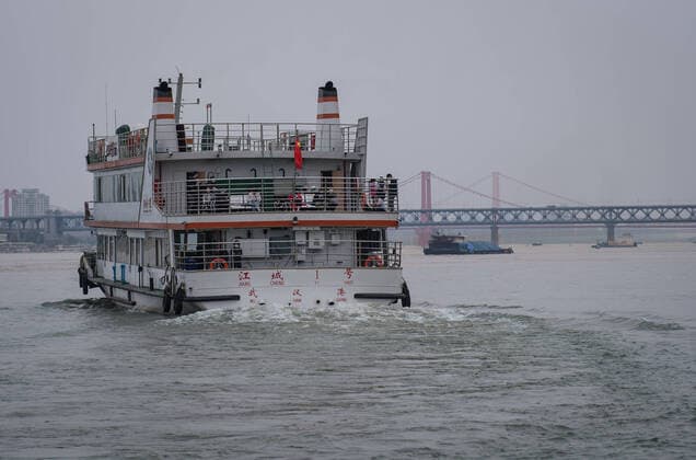 (200408) -- WUHAN, April 8, 2020 -- Passengers are seen on a ferry in Wuhan, central China s Hubei Province, April 8, 2020. Wuhan restored its operation of ferries from Wednesday, with the Wuhan Yangtze River ferry company having reopened its two ship routes. Wuhan, the megacity in central China, lifted outbound travel restrictions from Wednesday after almost 11 weeks of lockdown to stem the spread of COVID-19. ) CHINA-HUBEI-WUHAN-FERRY-RESTORATION (CN) XiaoxYijiu 