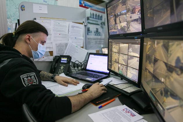 SOCHI, RUSSIA - APRIL 9, 2020: A worker at a public safety answering point on the COVID-19 pandemic. Dmitry Feoktistov TASS  TS0D4EC7