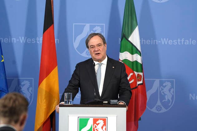 Armin Laschet at a press conference to present the Covid 19 Case Cluster Study in the State Chancellery Düsseldorf, 09 04 2020 Foto:xJ.xKrickx xFuturexImage