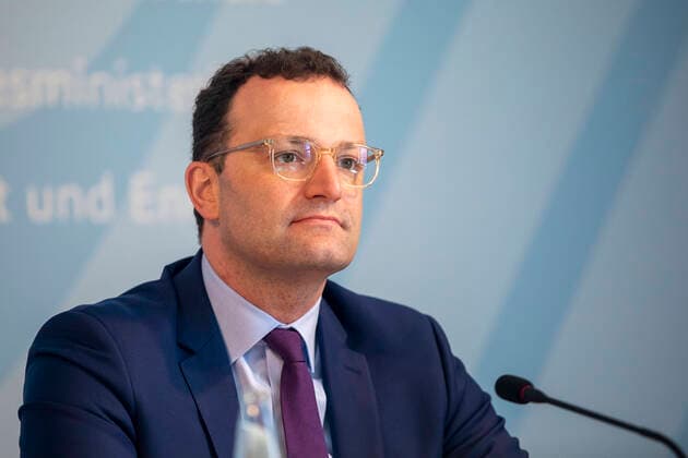 Germany, Berlin, Federal Ministry of Economics, Joint Press Statement by Minister of Economics Peter Altmaier CDU and Minister of Health Jens Spahn CDU Bild nach Corona Kabinett, 09 04 2020