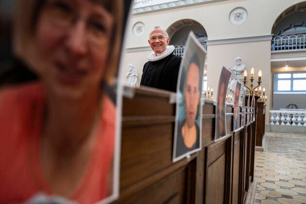 County Prosecutor Anders Gadegaard and Copenhagen Cathedral held Easter service in front of a congregation of selfies on Thursday, April 9, 2020 Due to COVID 19, Our Ladys church inspired by an Italian church held the devotional on Thursday before a congregation that had sent selfies to the church, Denmark,  Copyright: MartinxSylvestx COP101 spdk20200409-163527-L