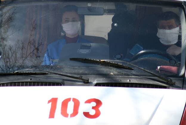 The coronavirus outbreak in Belarus Local community tries to protect it self against the coronavirus outbreak on April 09,2020 in Mogilev,Belarus. Although there were certain restrictions we implement people try to leave normally. Belarusan Heath Ministry stated of almost 1500 infection of the coronavirus and 16 death cases EN_01423498_0057 