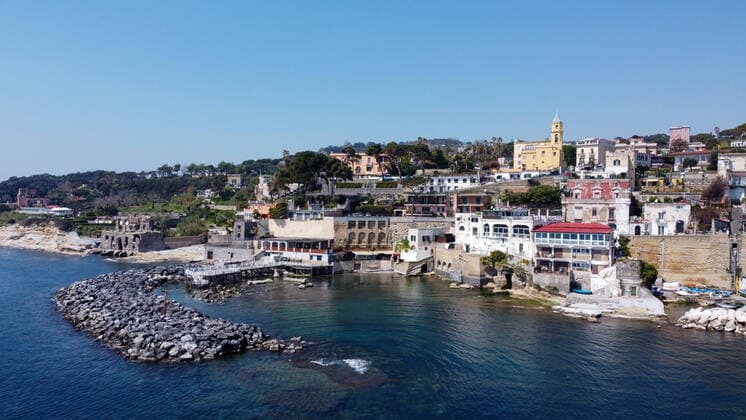 April 9, 2020, Napoli, CAMPANIA, ITALIA: 09 04 2020 Naples, along the coast of Mergellina and Marechiaro, the only place in the world where you can swim among the remains of ancient Roman walls, returned to splendor thanks to the lack of people and illegal discharges in the days of the pandemic quarantine for the Covid-19 virus. Napoli ITALIA - ZUMAs236 20200409_zap_s236_072 Copyright: xFabioxSassox