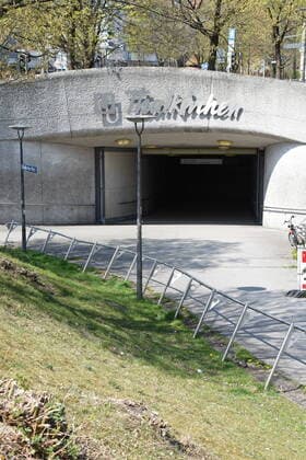 Thalkirchen Thalkirchner Platz U-Bahn entrance Munich 09 04 20 Munich