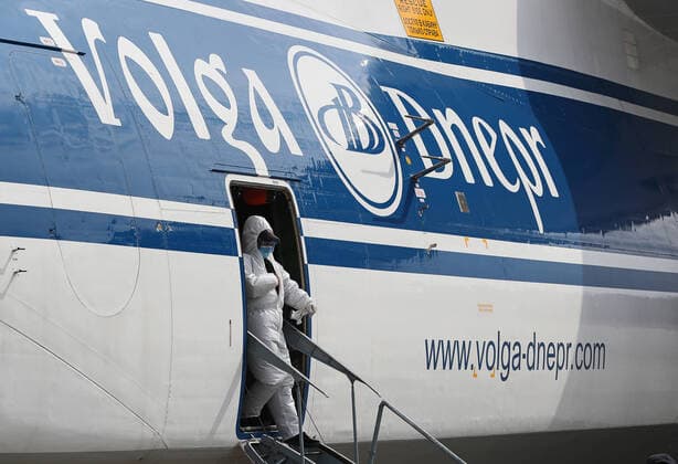 KAZAN, RUSSIA - APRIL 10, 2020: An Antonov An-124 Ruslan transport aircraft carrying 6 million medical masks and equipment for production of means of individual protection at Kazan International Airport. The delivery was ordered by Tatneft. Yegor Aleyev TASS  TS0D522B
