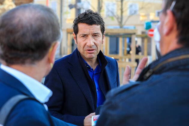 Coronavirus¨Desinfection des rues de Cannes par les services de la voirie David Lisnard - maire de Cannes NEWS : Coronavirus - Desinfection rues de Cannes - Crise sanitaire mondiale et la pandemie du Coronavirus Covid19 - 10 04 2020 NicolasGavet Panoramic 