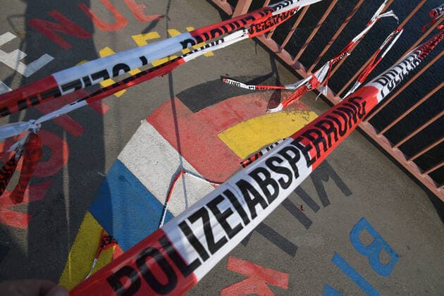 In Kleinblittersdorf in the Saarland, Germany, the border between Germany and France is closed on Good Friday 10 4 2020 due to the corona pandemic The border was cleared by the corona virus, a historical and drastic experience for the people bub