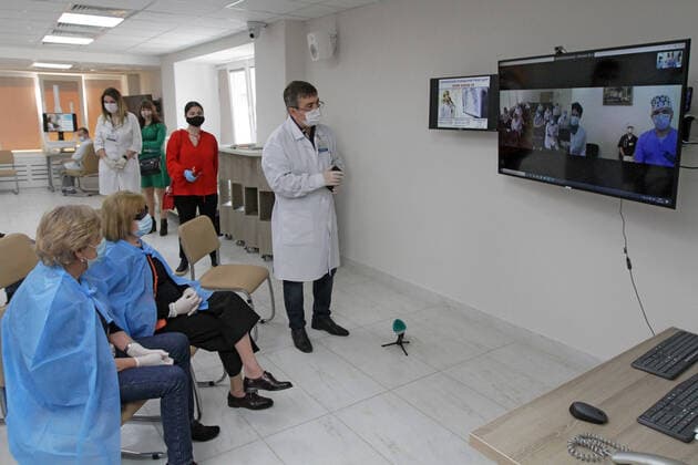 DNIPRO, UKRAINE - APRIL 10, 2020 - Participants of the conference on preventive measures to counter the spread of coronavirus in Ukraine, Dnipro, southeastern Ukraine. Conference on coronavirus held in Dnipro  Copyright: xMykolaxMyakshykovx