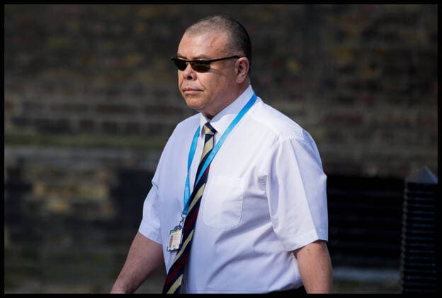 . 10 04 2020. London, United Kingdom. Coronavirus Briefing In Downing Street. Professor Jonathan Van Tam, deputy chief medical officer for England, arrives in Downing Street ahead of Covid-19 briefing.  xMartynxWheatleyx xi-Imagesx IIM-21010-0005