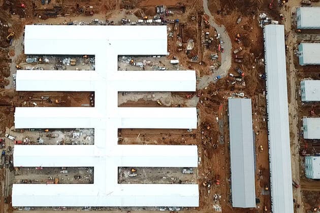 MOSCOW, RUSSIA - APRIL 11, 2020: An aerial view of the construction site of a new infectious diseases hospital for COVID-19 coronavirus patients by the village of Golokhvastovo. Mikhail Japaridze TASS  TS0D552B