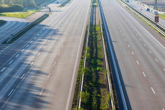 DEU, Germany, Baden Württemberg, Stuttgart, 11 04 2020 Motorway A8 near Stuttgart in times of the Corona Pandemic There are only a few vehicles on the road