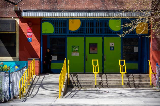 New York during the COVID-19 pandemic The closed PS33 in the Chelsea neighborhood of New York on Saturday, April 11, 2020. New York Mayor Bill De Blasio announced that the New York City public schools will close for the rest of the school year, reopening hopefully in September. (  RichardxB.xLevine