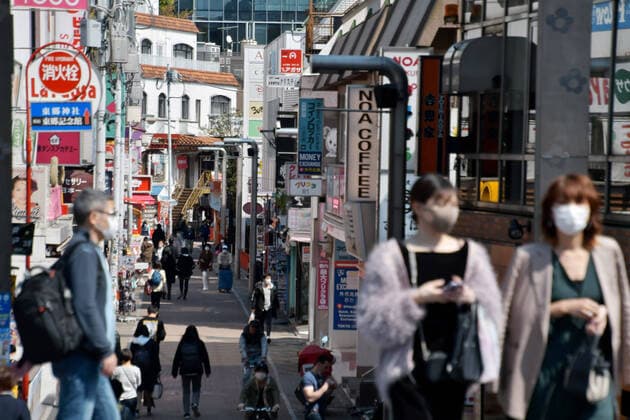Less than usual pedestrians are seen at the Takeshita street in Tokyo, Japan on Saturday afternoon on April 11, 2020.  TKP2020041107 KEIZOxMORI