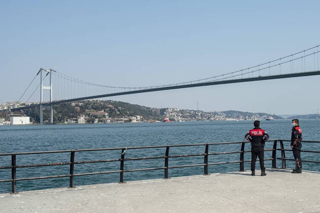 Istanbul™s normally crowded but now mostly deserted streets after the two-day curfew declared by the government to slow coronavirus spread in Turkey, Saturday, April 11, 2020. Copyright: AkinxCeliktas 16717895