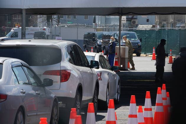 April 11, 2020, New York, NY, USA: A drive-thru COVID testing facility is operational in the Flatbush section of the Borough of Brooklyn on April, 11, 2020 in New York. New York USA - ZUMAb148 20200411_zap_b148_039 Copyright: xBryanxSmithx