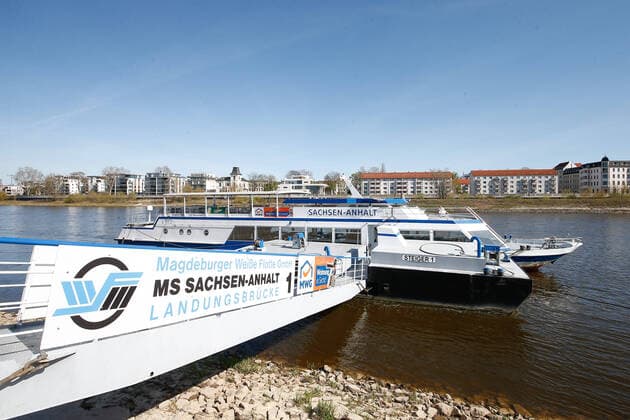 11 04 2020, xtgx, Effects of the Corona Virus in Magdeburg, Passenger ship Sachsen Anhalt, the white fleet Magdeburg has ceased operation, the passenger ships will not operate Magdeburg until further notice