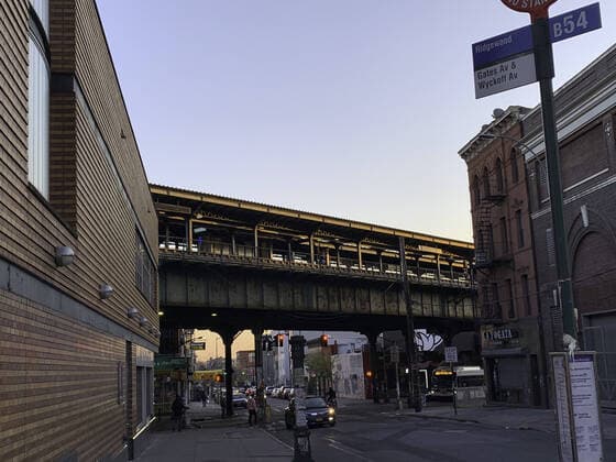 April 11, 2020, Brooklyn, New York USA: (NEW) Covid-19:Subways are for essential travel only . April 11,2020, Brooklyn,New York,USA: Subway billboards show the importance of people to stay home to stop the spread of Covid-19 and stressing out that subways are for essential travel only...Credit: Thenews2 Brooklyn - ZUMAn293 20200411_znp_n293_033 Copyright: xNiyixFotex