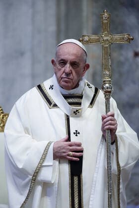 April 12, 2020 - Vatican City, Holy See - POPE FRANCIS celebrates Easter mass in an empty St. Peter s Basilica. After the mass Pope Francis delivers the blessing Urbi et Orbi . Credit Image: via ZUMA Wire) Italy - ZUMAi15_ 20200412_zaf_i15_026 Copyright: xEvandroxInettix
