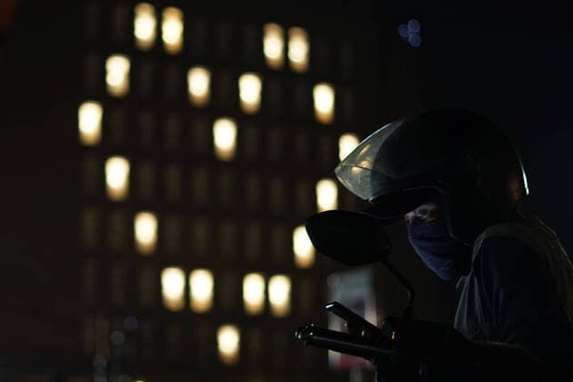 Hotels In Indonesia Showing Solidarity Amid The Coronavirus Outbreak - 12 April 2020. A Hotels turns on the room lights and forms a sign of love during the action of solidarity, empathy, and the spirit of togetherness towards the deserted tourism conditions amid coronavirus outbreak in Indonesia, on April 12, 2020. The Indonesian government has confirmed 4,241 cases, with 373 deaths and 359 recoveries due to coronavirus (COVID-19). (Photo by Sigit Prasetya INA Photo Agency imago images) 