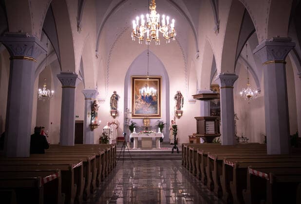 Tallinn, 11.04.2020 Easter Mass on saturday from an empty Sts. Peter and Paul Cathedral church. FOTO: MADIS VELTMAN POSTIMEES TALLINN HARJUMAA ESTONIA  Copyright: xMADISxVELTMANx