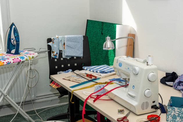 The lack of face masks for sale forces the population to take the initiative with manual skills Kiel Schleswig Holstein Germany