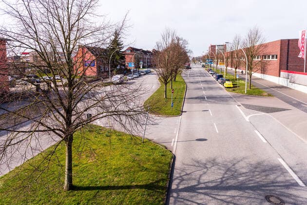 Kiel Even during the Easter holidays, the citizens of Kiel followed the recommendation not to leave their homes if possible The city centre was almost deserted