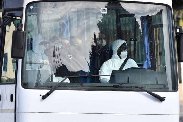 Coronavirus : Le porte avions nucleaire, Charles De Gaulle, de retour a Toulon et ses plus de 1.800 marins ont regagne leur porte d attache de la base navale de Toulon avec onze jours d avance, les 50 malades presents a bord seront transferes a l hopital et tous les autres marins du Charles de Gaulle, du Groupe aerien embarque et de la fregate Chevalier Paul vont etre confines pendant 14 jours. French Carrier Charles de Gaulle Heading Home Amid Suspicion of Covid-19 The French Navy (Marine Nationale) aircraft carrier and flag ship Charles de Gaulle is heading home early following suspicion of several Covid-19 cases among its crew members. NEWS : Crise sanitaire mondiale et la pandemie du Coronavirus Covid19 en France - 13 04 2020 LionelUrman Panoramic 