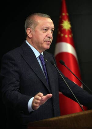 (200413) -- ISTANBUL, April 13, 2020 (Xinhua) -- Turkish President Recep Tayyip Erdogan delivers a speech after attending a cabinet meeting via teleconference in Istanbul, Turkey, on April 13, 2020. Erdogan on Monday announced a new two-day curfew which would be put into effect on April 17 to curb the spread of COVID-19. (Photo by Mustafa Kaya Xinhua) TURKEY-ISTANBUL-PRESIDENT-SPEECH-NEW CURFEW 