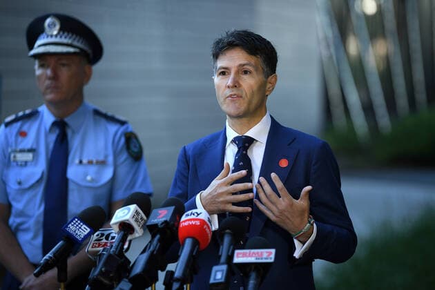 GLADYS BEREJIKLIAN CORONAVIRUS PRESSER, NSW Minister for Customer Service Victor Dominello speaks to the media during a press conference in Sydney, Tuesday, April 14, 2020. ( NO ARCHIVING, EDITORIAL USE ONLY, NO USE IN BOOKS WITHOUT CONSENT SYDNEY NSW AUSTRALIA  Copyright: xJOELxCARRETTx 20200414001463383115