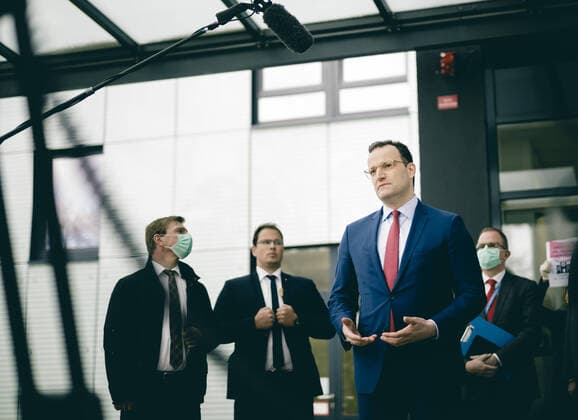 Federal Health Minister Jens Spahn CDU speaks to the press during a visit to the University Hospital Giessen on 14 04 2020 Giessen Germany Copyright: xXanderxHeinl photothek.netx