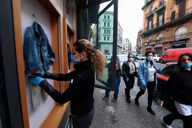 Naples 14-04-2020 Coronavirus emergency (COVID-19) partial opening for children s clothing stores only for Tuesday and Friday in the photo the Martone shop is preparing for sale (Newfotosud) (napolipress Fotogramma, Naples - 2020-04-14) p.s. la foto e utilizzabile nel rispetto del contesto in cui e stata scattata, e senza intento diffamatorio del decoro delle persone rappresentate  Copyright: xnapolipressx xFOTOGRAMMAx