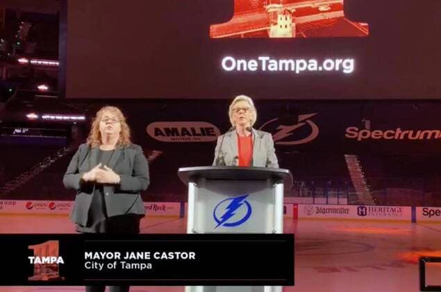 April 14, 2020, Florida, USA: La alcaldesa de Tampa, Jane Castor, presentando un nuevo fondo de ayuda de emergencia llamado OneTampa el martes por la maoÂ±ana, en el Amelie Arena. USA - ZUMAs70_ 20200414_zan_s70_005 Copyright: xTampaxBayxTimesx