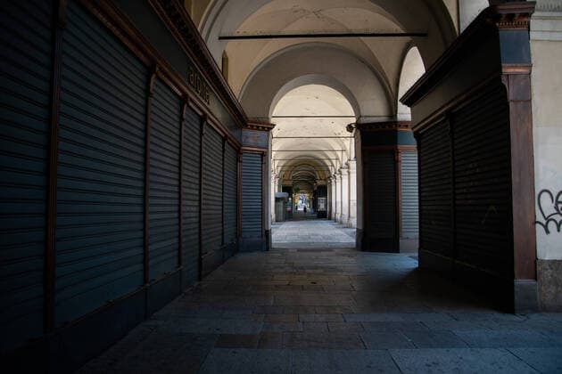 Italy: Turin lockdown 14th April 2020 A view shows Via Roma and a deserted Turin on April 14, 2020 in Italy, during the country s lockdown aimed at curbing the spread of the COVID-19 infection, caused by the novel coronavirus. Turin Piedmont Turin Italy Copyright: AlbertoxGandolfo