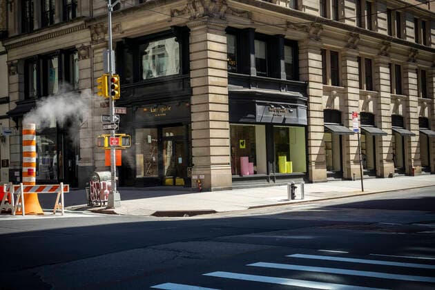 New York during the COVID-19 pandemic Closed Kate Spade store on empty Lower Fifth Avenue in the Flatiron District in New York on Wednesday, April 15, 2020 during the COVID-19 pandemic. (  RichardxB.xLevine