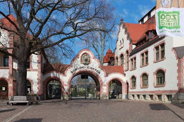 Entrance area Leipzig Zoo, curfew due to Corona, Saxony, Germany, Europe Copyright: imageBROKER/ThomasxJentzsch ibltje05366827.jpg