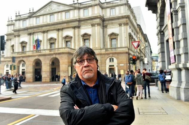 BOOKCITY EVENT THE FAIRY TALE AS A READING OF THE WORLD WITH LUIS SEPULVEDA AND PIETRO CHELI INTRODUCES LUIGI BRIOSCHI TO THE GALLERIES OF ITALY IN PIAZZA SCALA (DUILIO PIAGGESI Fotogramma, MILAN - 2015-10-25) ps the photo is usable in respect of the context in context which was taken, and without defamatory intent of the dignity of the people represented (DUILIO PIAGGESI Fotogramma, Foto Repertoire - 2020-04-16) p.s. la foto e utilizzabile nel rispetto del contesto in cui e stata scattata, e senza intento diffamatorio del decoro delle persone rappresentate  Copyright: xDUILIOxPIAGGESIx xFOTOGRAMMAx
